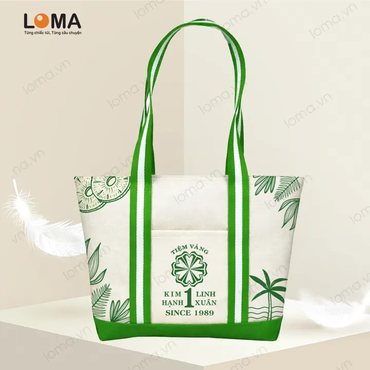 Mẫu 5: Họa tiết lá cây xanh mát