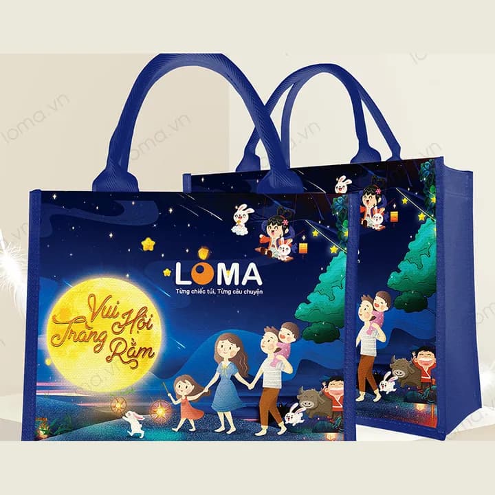Mẫu 5: Gia đình vui hội trăng rằm